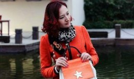 红衣女,时尚潮流的引领者