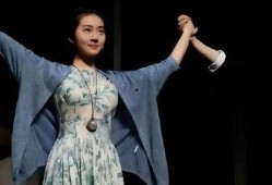 娱乐吃瓜君刘亦菲,娱乐圈的“吃瓜女王”，揭秘明星幕后故事