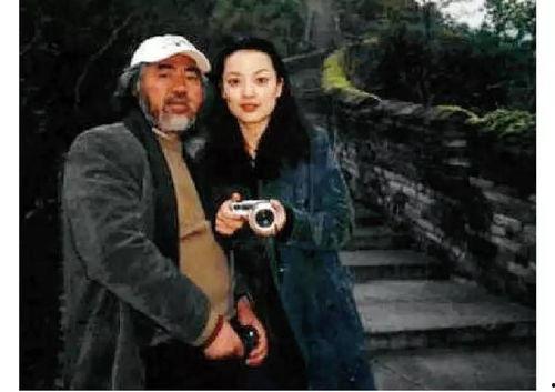 娱乐吃瓜制片人是谁,是谁一手打造了热门话题盛宴？